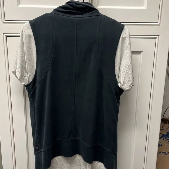 Calia by Carrie Underwood High- Low Jacket/Vest - Picture 4 of 6